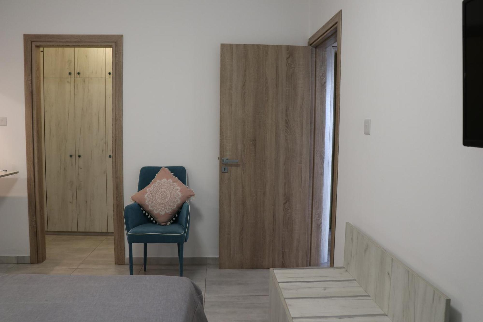 Layiotis Hotel Larnaca Exterior photo