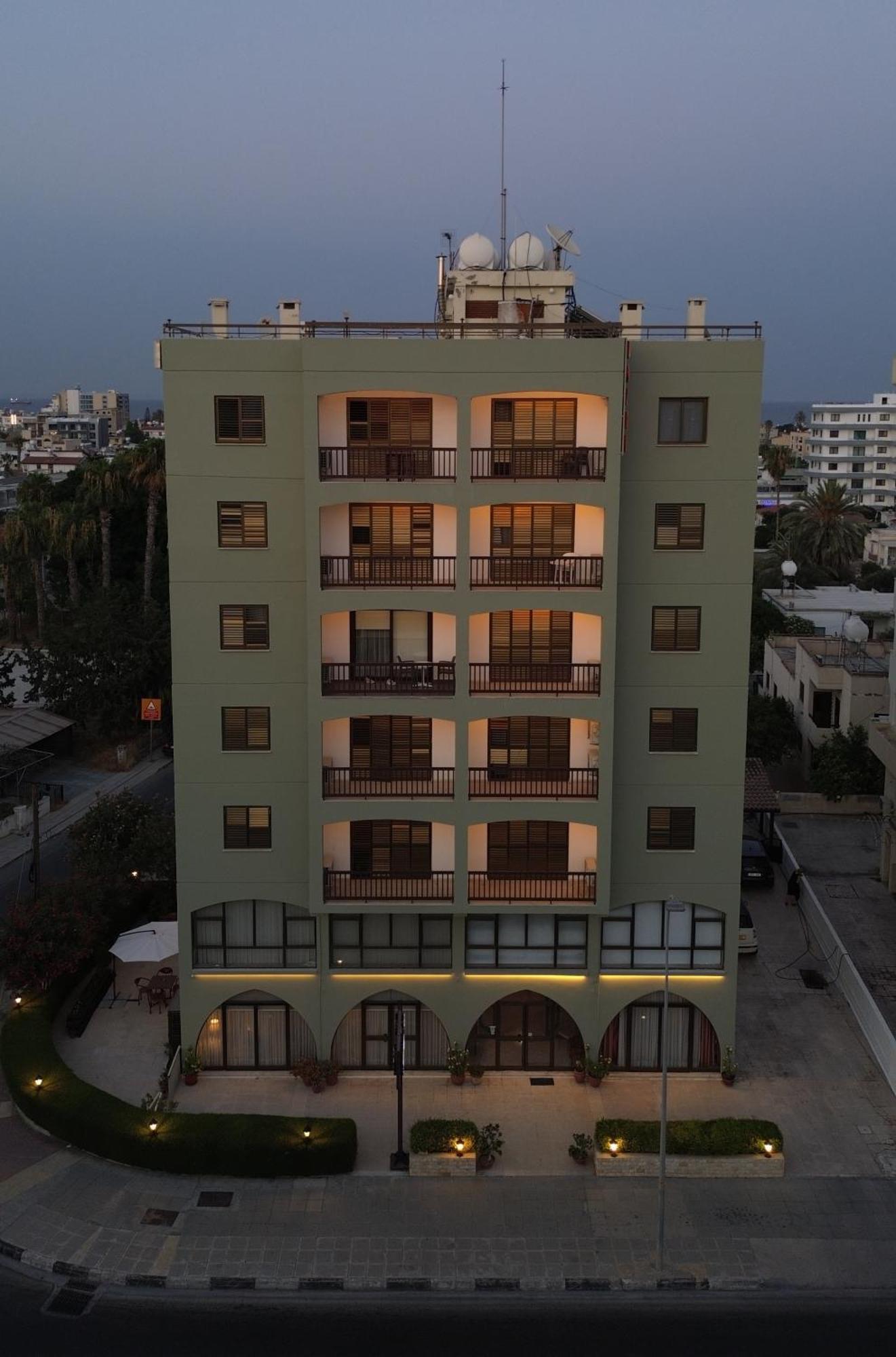 Layiotis Hotel Larnaca Exterior photo