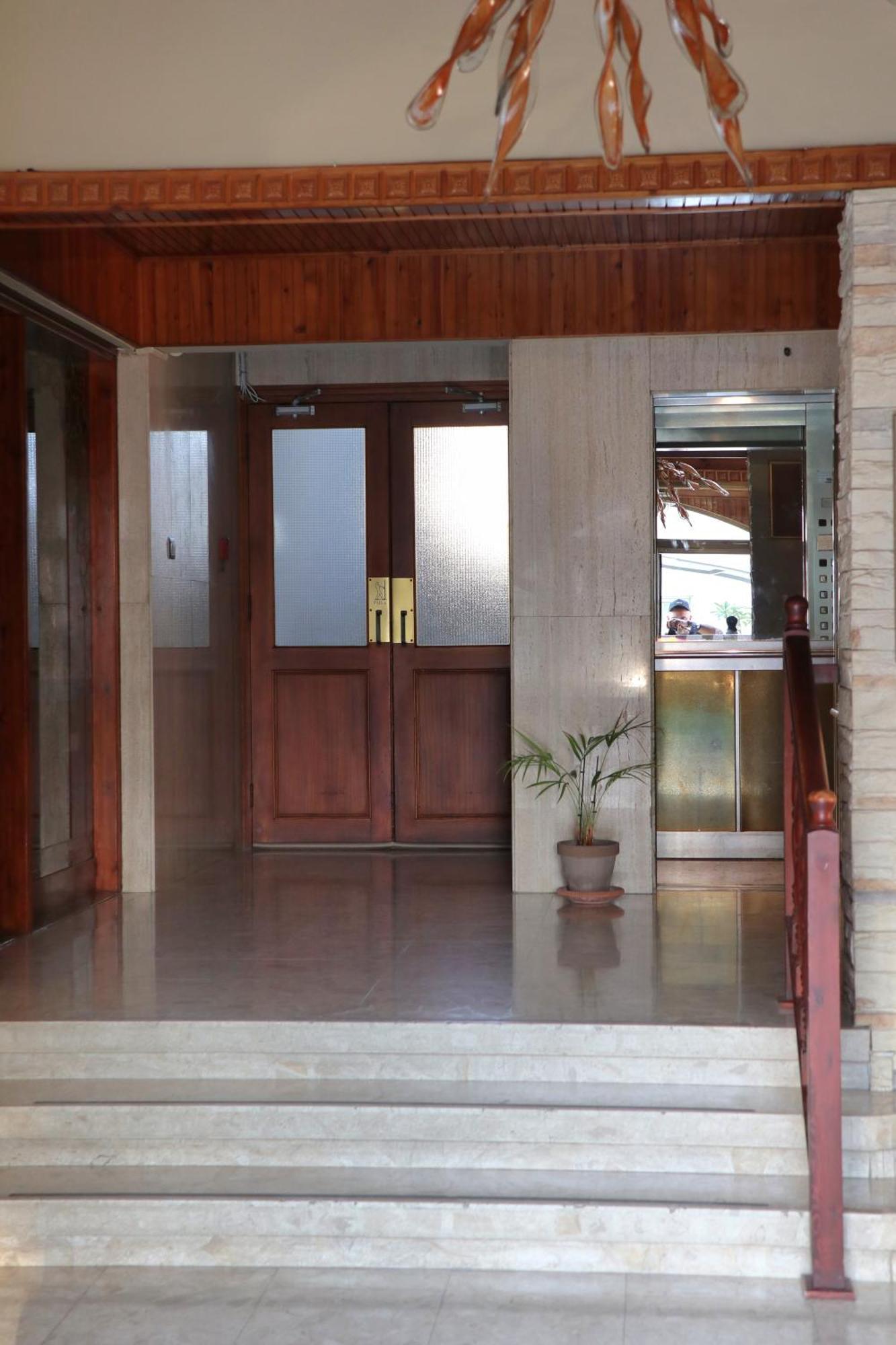 Layiotis Hotel Larnaca Exterior photo